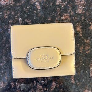 Coach Wallet Snap Closure - Beige